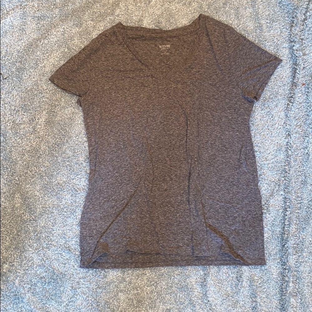 Heathered gray tee